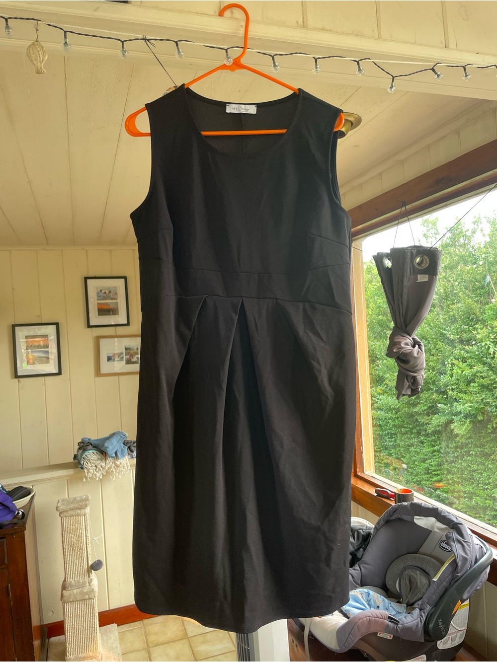 Pregnancy Classic Sleeveless Black Sheath Dress